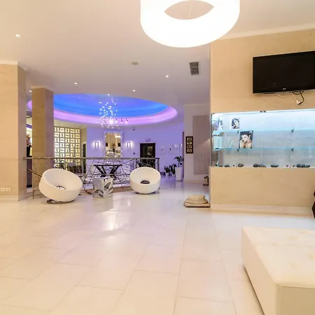 La Deluxe & (adults Only)