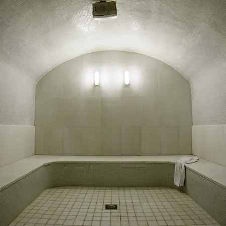 La Deluxe & (adults Only) Otel