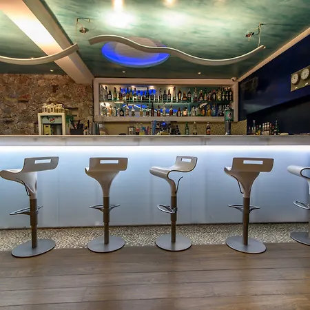 La Deluxe & (adults Only) 5*