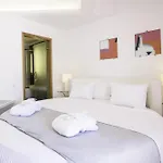 La Deluxe & (adults Only) Hotel