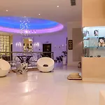La Deluxe & (adults Only) Szálloda 5*