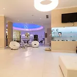 La Deluxe & (adults Only)