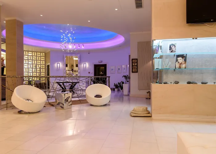 La Deluxe & (adults Only) Hotel 5*