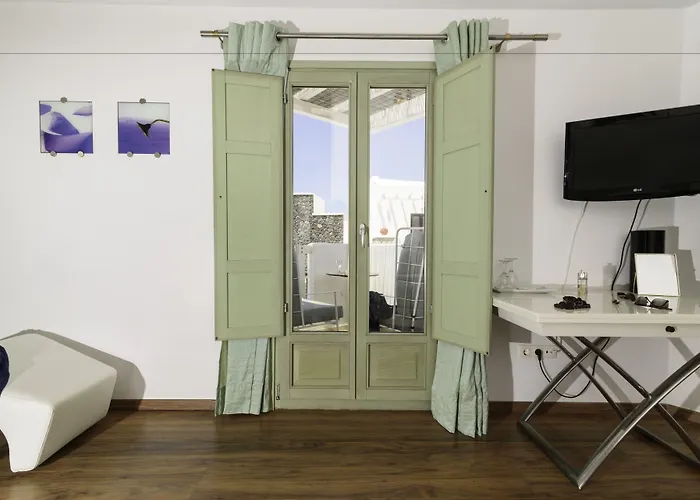 La Deluxe & (adults Only)