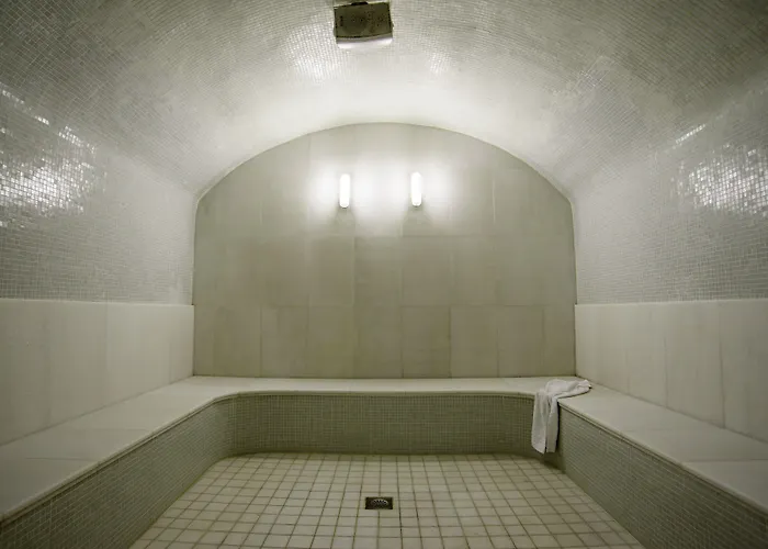 La Deluxe & (adults Only) Hotel