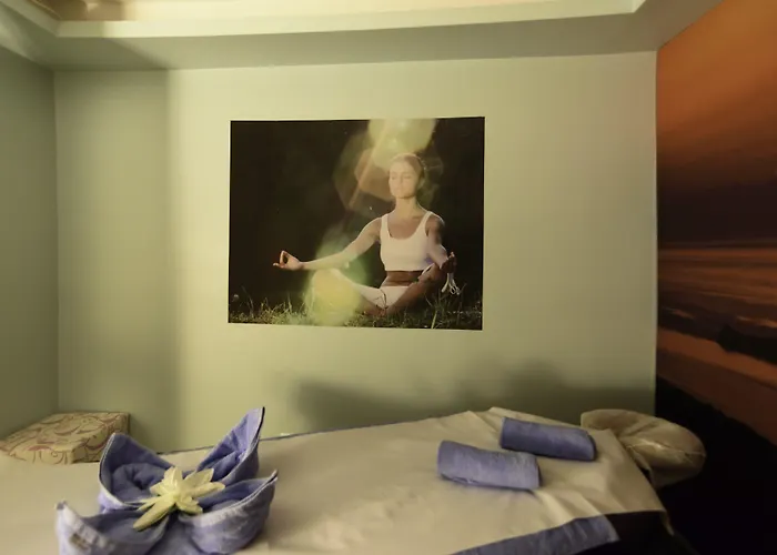 La Deluxe & (adults Only) Hotel