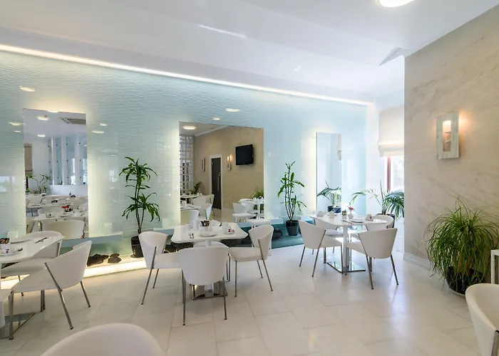 Hotel La Deluxe & (adults Only)