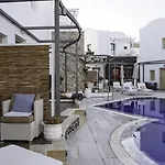 La Deluxe & (adults Only)