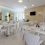 La Deluxe & (adults Only) Kamári