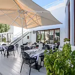 La Deluxe & (adults Only) 5*